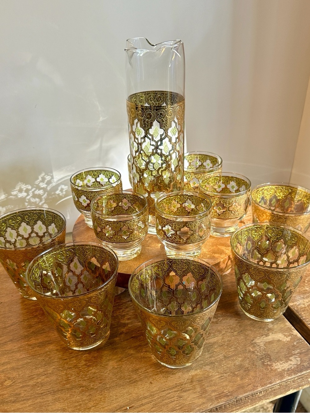 Culver 22K Gold  Vintage Valencia Martini Pitcher and 10 glasses Mid Century